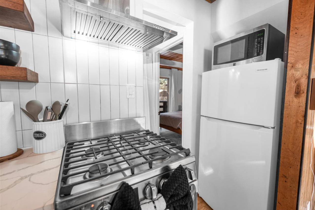 Bearadise - Prime Location For A Family Getaway In The Winter Or Summer Big Bear City Eksteriør bilde
